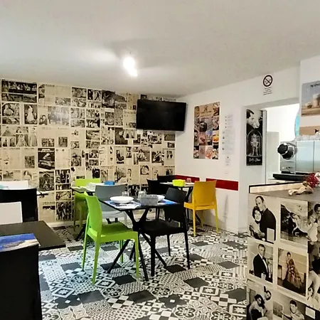 Il Gatto E La Volpe Foresteria Lombarda 3* 리에르나