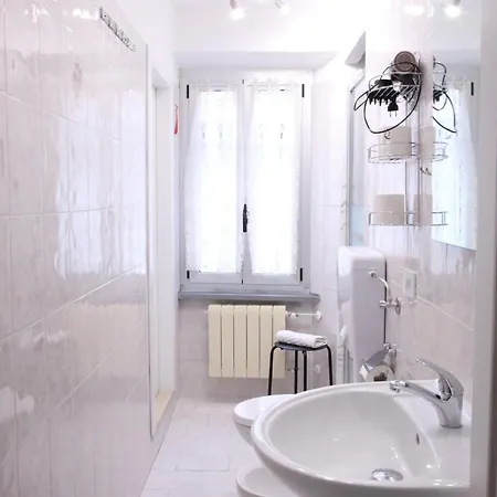 Il Gatto E La Volpe Foresteria Lombarda 3*