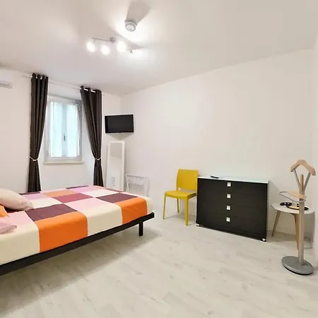 Il Gatto E La Volpe Foresteria Lombarda 3*