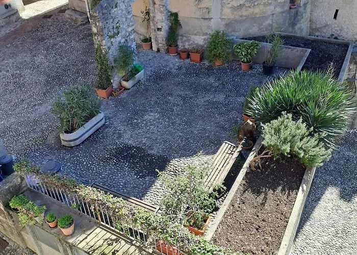 Il Gatto E La Volpe Foresteria Lombarda 3* Льерна