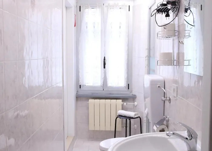 Il Gatto E La Volpe Foresteria Lombarda 3*