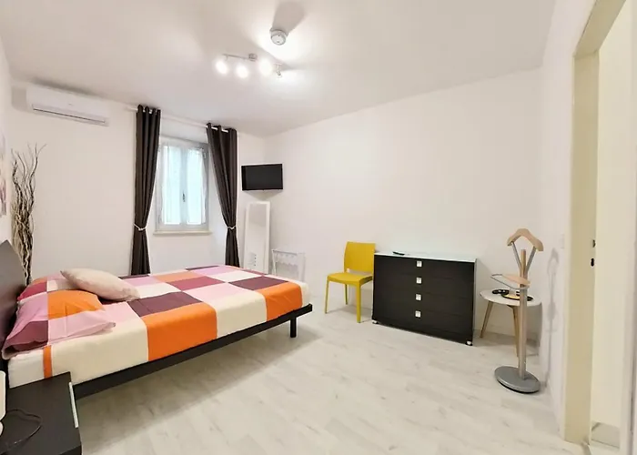 Il Gatto E La Volpe Foresteria Lombarda 3*